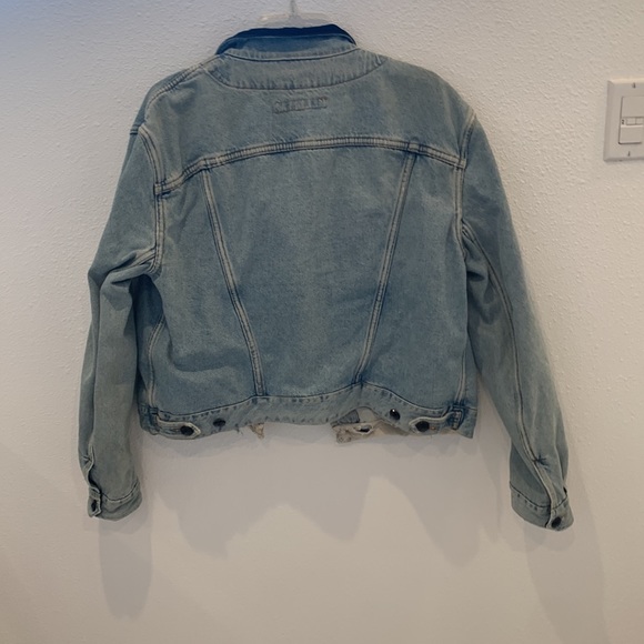 Jean jacket - Picture 11 of 16